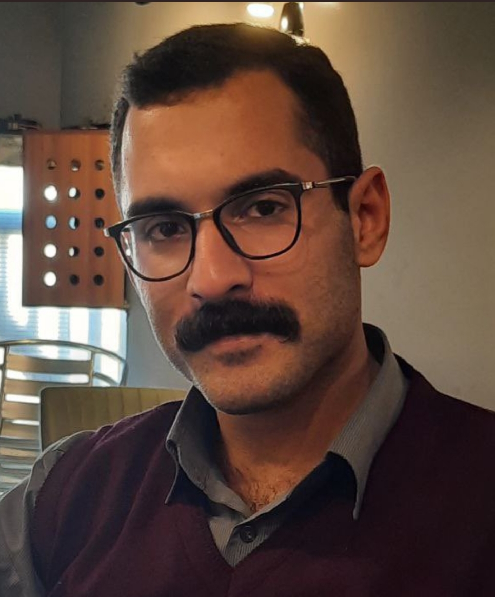 AmirReza Douzandeh