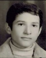 Hossein Modir Shaneh Chi